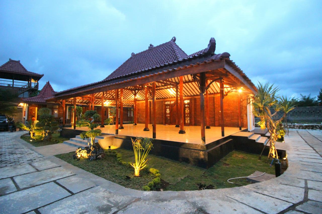 เดอะรอยัล ยอกโล Hotel Tepus ภายนอก รูปภาพ